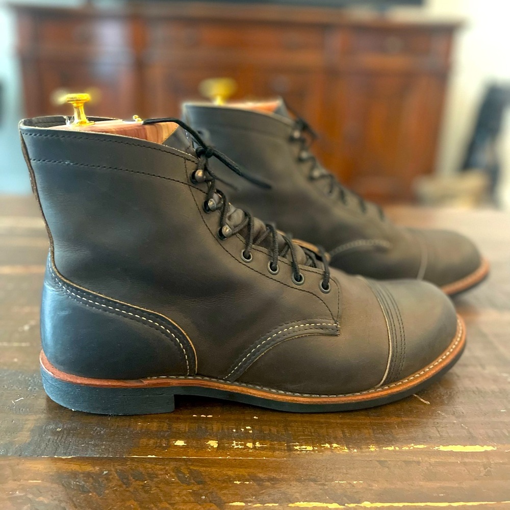 Redwing iron ranger 8086-charcoal rough & tough